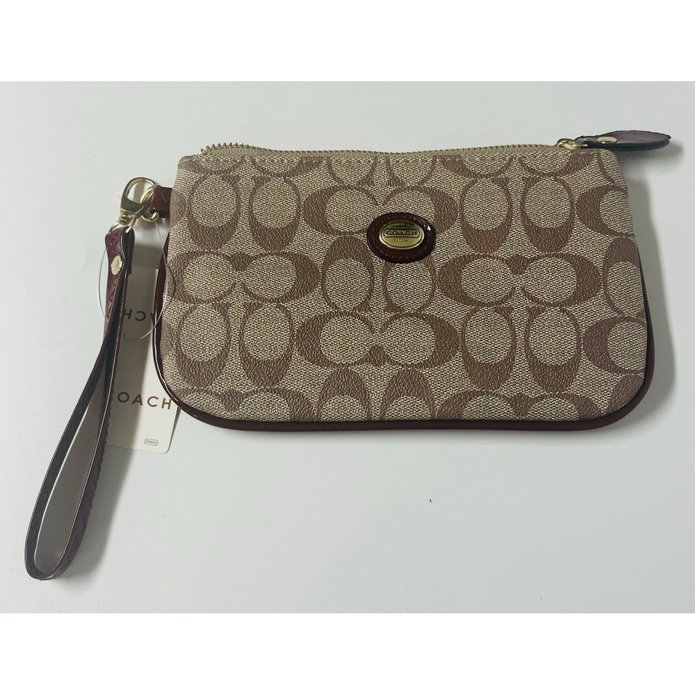 NWT Coach Peyton‎ Signature Small Wristlet Khaki/Mohagany F50142
